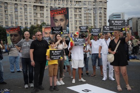 Manifestatie in Piata Victoriei la cinci ani de la violente de la protestul din 10 august 2018: Judecati, nu tergiversati!