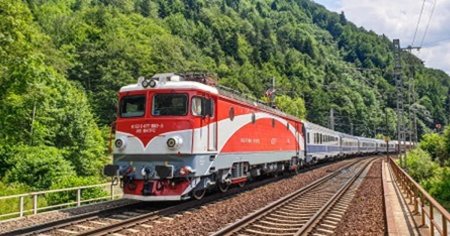 Trenurile circula in conditii speciale temporare pe 20 de kilometri de cale ferata pe raza Regionalei Brasov