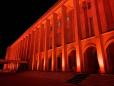 Palatul Victoria, in rosu, in aceasta seara!