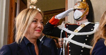 Cum a ajuns Ambasada Italiei din Albania sa achite nota de plata a unor turisti. Georgia Meloni: Platiti nota acestor idioti VIDEO