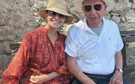 La 92 de ani, miliardarul Rupert Murdoch se iubeste cu o rusoaica. Este om de stiinta si fosta soacra a lui Roman <span style='background:#EDF514'>ABRAMOVICI</span>
