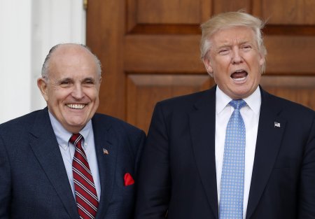Giuliani s-a predat la o inchisoare