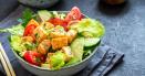 Ingredientele case se pun in salata ca sa nu te balonezi. Trucuri pentru a evita disconfortul digestiv