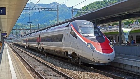 Fonduri europene pentru achizitia a 37 de trenuri electrice