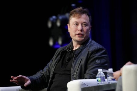 Momentul in care o sala intreaga il huiduie pe Elon Musk a devenit viral