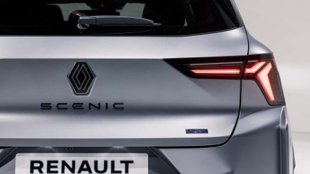Renault dezvaluie Scenic E-Tech, masina dupa care ar putea fi inspirat viitorul Duster EV