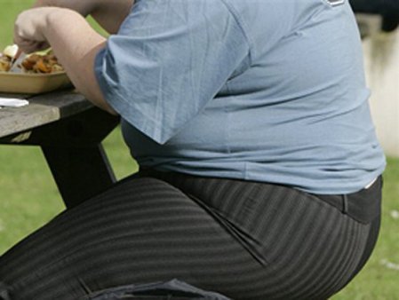 Epidemia de obezitate: fenomenul Ozempic are puterea de a perturba industrii intregi. Americanii isi iau al doilea job si credite pentru a cumpara medicamentul <span style='background:#EDF514'>MIRACOL</span>.  Aproximativ 59% din adultii si aproape 1 din 3 copii din Europa este supraponderal sau traieste cu obezitatea