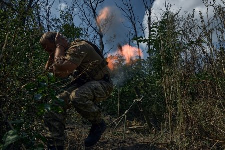 Marturia infanteristilor ucraineni care lupta in sudul tarii: Trebuie sa urmaresti moartea si sa nu lasi moartea sa te urmareasca