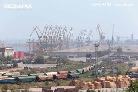 Guvernul aproba investitii in infrastructura electrica, rutiera si de apa din Portul Constanta