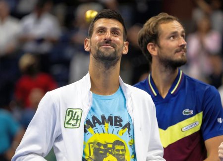 Moment emotionant dupa <span style='background:#EDF514'>FINALA US OPEN</span> » Novak Djokovic i-a dedicat victoria lui Kobe Bryant: Era unul dintre prietenii mei apropiati