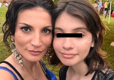 Ioana Ginghina a dus-o pe fiica Ruxandra la liceu, desi adolescenta nu a fost de acord: Nu voia sa fiu acolo. Ce relatie au cele doua