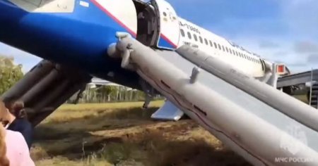 Aterizare de urgenta a unui Airbus A320 in <span style='background:#EDF514'>SIBERIA</span> din cauza unui incident tehnic neprecizat VIDEO