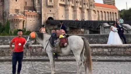 Experienta unui chinez, in Romania, care a plecat pe cal din Spania, pentru a ajunge acasa