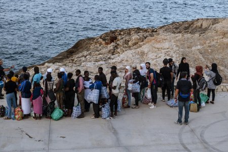 Italia, masuri pentru descurajarea migrantilor ilegali. Premierul cere interventia UE