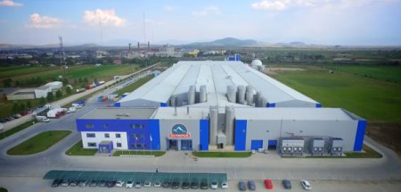 Producatorul lactatelor Olympus investeste peste 40 de milioane de euro in <span style='background:#EDF514'>CONSTRUCTIA</span> unui centru logistic langa Brasov