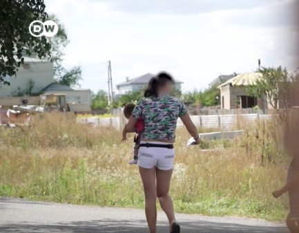 Cazurile de violenta domestica au crescut in Ucraina, in timpul razboiului. Marturiile unei mame de la un adapost pentru femei