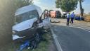 Accident cu trei victime la Becicherecu Mic dupa ce o masina a lovit un microbuz. A intervenit elicopterul SMURD