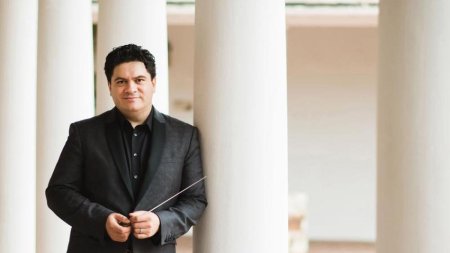 Dirijorul Cristian Macelaru, doua concerte-eveniment la Festivalul Enescu alaturi de Orchestra Nationala a Frantei