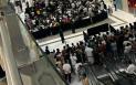 Batai si imbranceli intr-un mall din Dubai, unde s-a pus in vanzare iPhone 15 | VIDEO