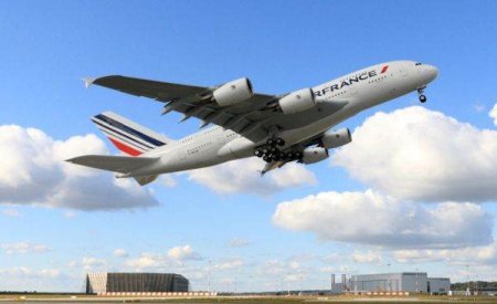 Air France-KLM comanda 50 de avioane Airbus A350 si optiuni de achizitie pentru alte 40