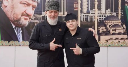Ramzan Kadirov, aliatul lui Putin, a publicat o inregistrare video in care fiul sau de 15 ani bate un prizonier. A  facut ceea ce <span style='background:#EDF514'>TREBUIA</span>