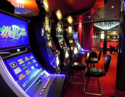 Exprogame si AOPJNR: 'Proiectul de modificare a OUG privind jocurile de noroc duce la pierderea anuala a 400 milioane euro la buget'
