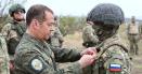 Dmitri Medvedev sustine ca a vizitat trupele ruse din estul Ucrainei. Rusia ar fi recrutat 325.000 de soldati in 2023