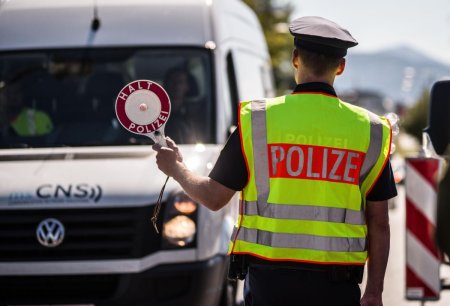 Germania anunta oficial controale temporare la granita cu Polonia si Cehia, o noua lovitura pentru spatiul Schengen
