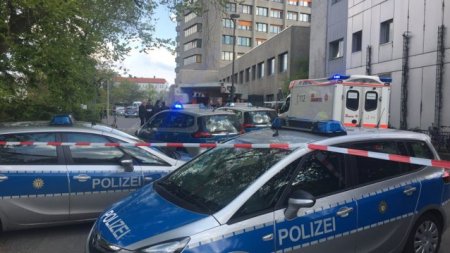 Raid al politiei germane in zeci de case ale membrilor unui grup de extrema dreapta acuzat de raspandirea ideologiei naziste