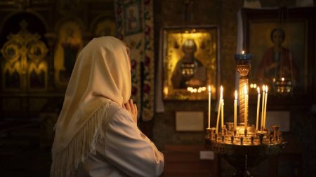 Calendar ortodox 28 septembrie 2023. Sarbatoare cu cruce neagra pentru crestinii ortodocsi