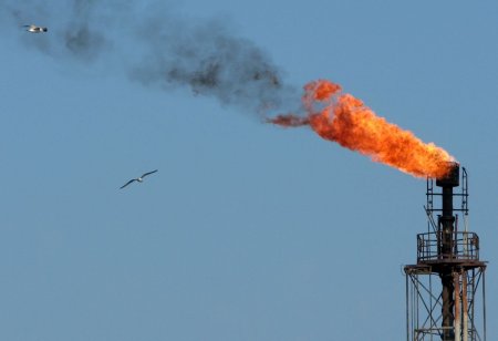 Marea Britanie a aprobat exploatarea unui zacamant controversat de gaze si petrol in Marea Nordului