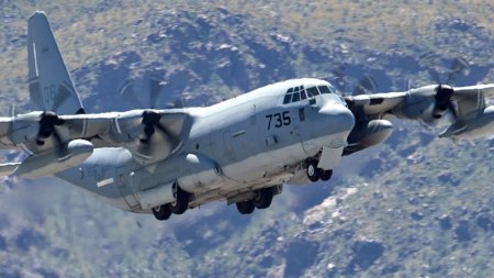 SUA au donat Romaniei o aero<span style='background:#EDF514'>NAVA</span> militara de transport C-130H2 Hercules