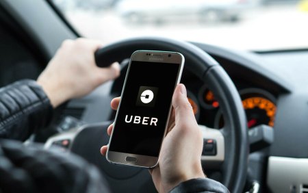 Soferii Uber si Bolt - ce reguli vor trebui sa respecte daca nu vor mai fi considerati lucratori independenti, ci angajati
