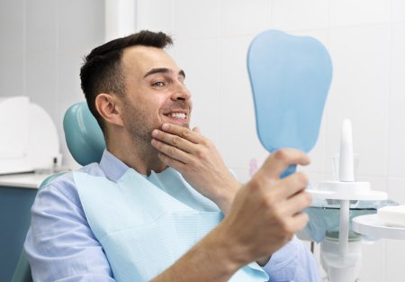 De ce sa alegi tratamentul cu implant dentar: beneficii multiple la un pret corect!