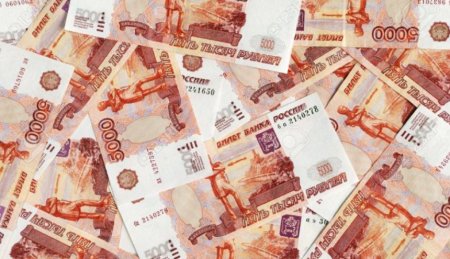 Rubla ruseasca s-a depreciat marti dincolo de un prag simbolic de 100 de unitati pentru un dolar american