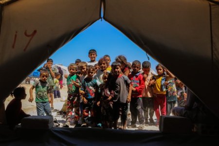 UE a ajuns la un acord pentru a aborda crizele in domeniul migratiei si azilului