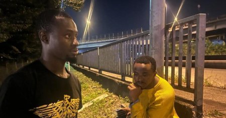 Doi imigranti africani, eroi in Italia. Au salvat cinci persoane din autocarul groazei: Auzeam oameni strigand, prinsi printre fiare