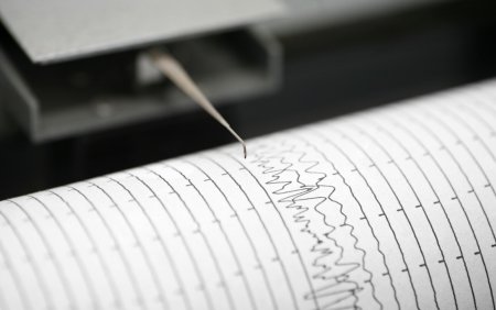 Seism cu magnitudinea 6,7 in <span style='background:#EDF514'>PAPUA</span> Noua Guinee (USGS)