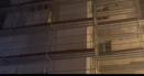 Sin<span style='background:#EDF514'>UCIGASA</span> salvata de la moarte de doi politisti, la Targu Jiu. Femeia voia sa se arunce de pe o schela VIDEO