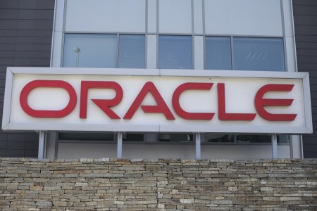 Gigantul american Oracle restrange cu 40% suprafata birourilor sale din Romania. A plecat din Sky Tower si elibereaza 2 etaje in Floreasca Park