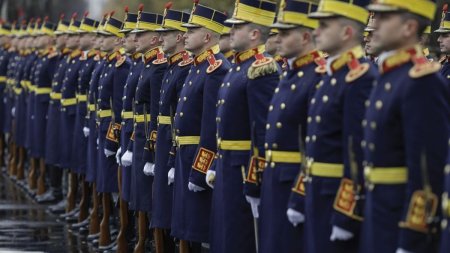 Romania ar putea fi fortata sa reintroduca armata obligatorie: Avem nevoie de zeci de mii de rezervisti!