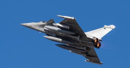 Franta a trimis militari si avioane de lupta in Romania