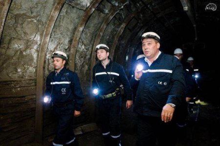 Minister Burduja impressed by the life of miners