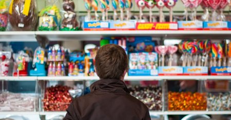 Cum scapam de dependenta de dulciuri si sucuri? Iata sfatul specialistilor