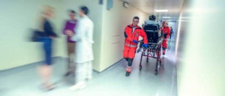 Dr. <span style='background:#EDF514'>AHMED</span>, OMS: Evacuarile spitalului reprezinta un 'certificat de deces' pentru pacientii din Gaza