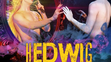 Musicalul Hedwig and the Angry Inch, productie a Teatrului Stela Popescu,  se joaca pe 24 si 25 octombrie in Festivalul National de Teatru