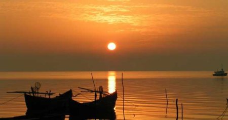Pescarii din zona Razim-Sinoe contesta decizia de suspendare a utilizarii navoadelor: Nu vor aduce castiguri