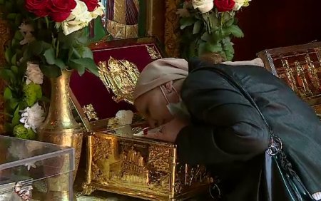Ucraina, dispusa sa le ofere romanilor moastele Sfintei Teodora la schimb cu ramasitele unor eroi nationali
