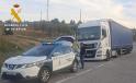 Sofer roman de TIR oprit de politisti pentru ca folosea telefonul la volan, descoperit beat si drogat, pe o autostrada din Spania