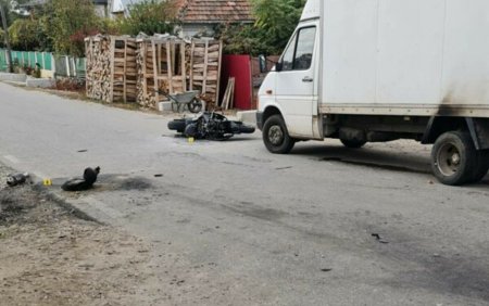 Un tanar si-a gasit sfarsitul intr-un accident, in Izbiceni. Era pe motocicleta impreuna cu o fata de 19 ani